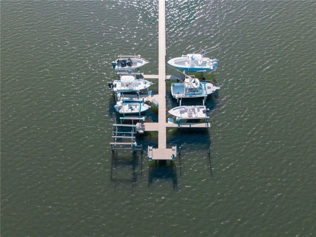 7410 29th Court, Vero Beach, FL 32967