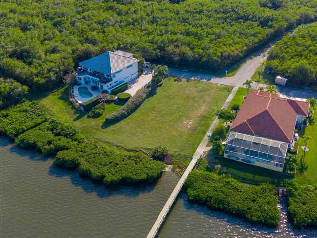 7410 29th Court, Vero Beach, FL 32967