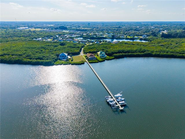 7410 29th Court, Vero Beach, FL 32967