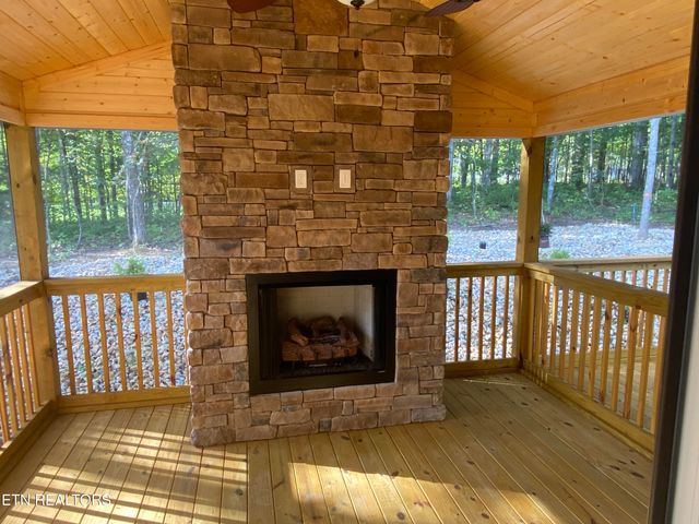 233 Albemarle Circle, Fairfield Glade, TN 38558