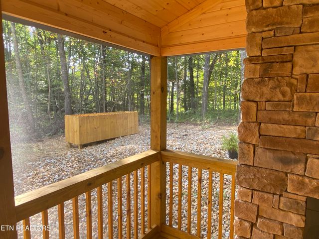 233 Albemarle Circle, Fairfield Glade, TN 38558