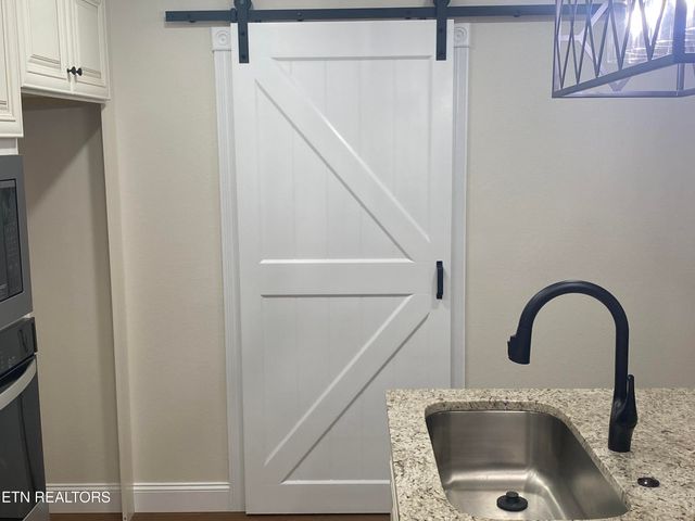 233 Albemarle Circle, Fairfield Glade, TN 38558