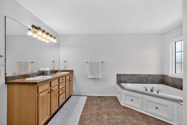 522 NE Georgetown Boulevard, Ankeny, IA 50021