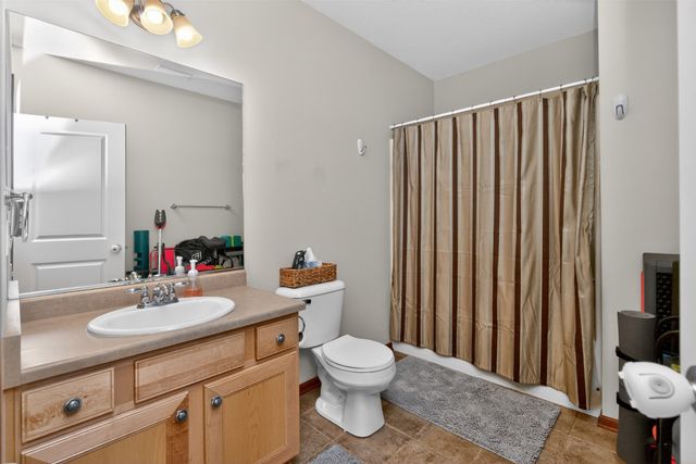 522 NE Georgetown Boulevard, Ankeny, IA 50021