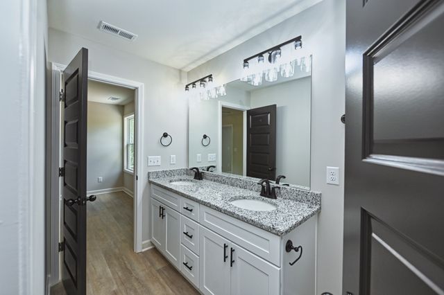 146 N Trigg Ave Unit 120, Gallatin, TN 37066