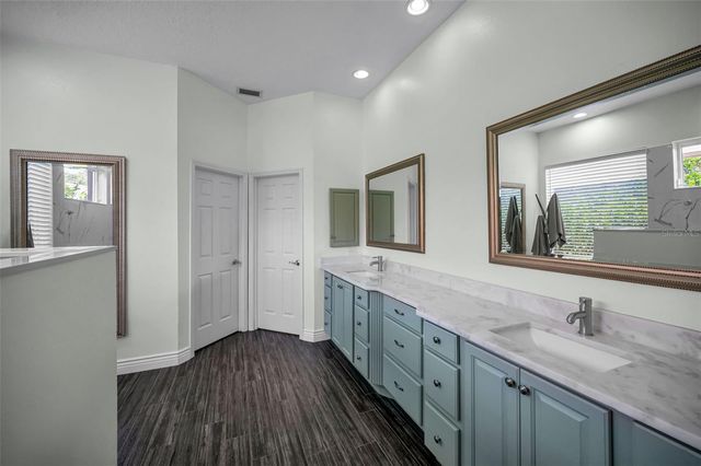 5287 KERNWOOD COURT, Palm Harbor, FL 34685