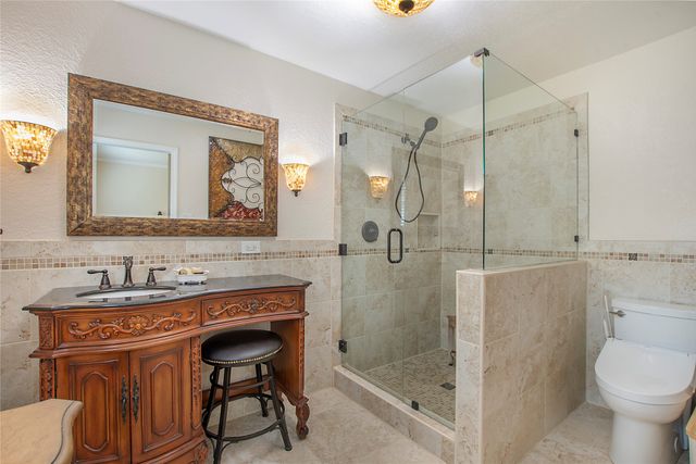 1202 Carroll Drive, Garland, TX 75041