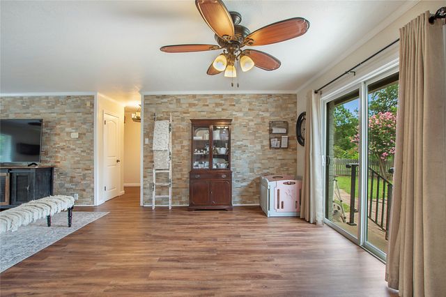 1202 Carroll Drive, Garland, TX 75041