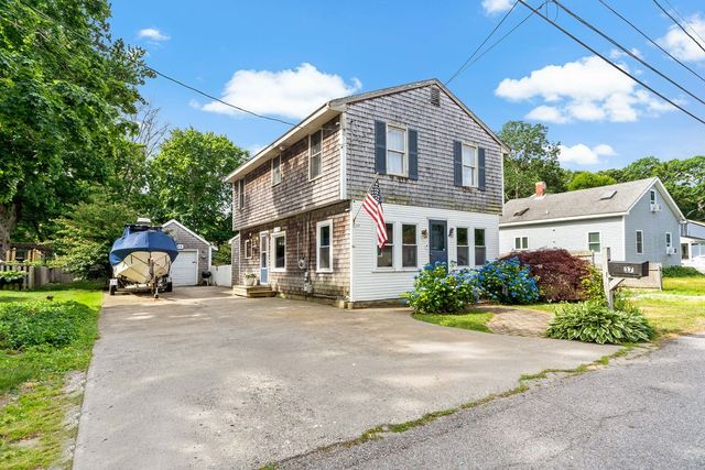 37 Platt Street, Bristol, RI 02809