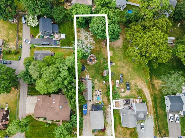 37 Platt Street, Bristol, RI 02809