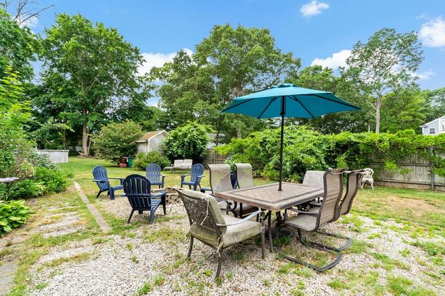 37 Platt Street, Bristol, RI 02809