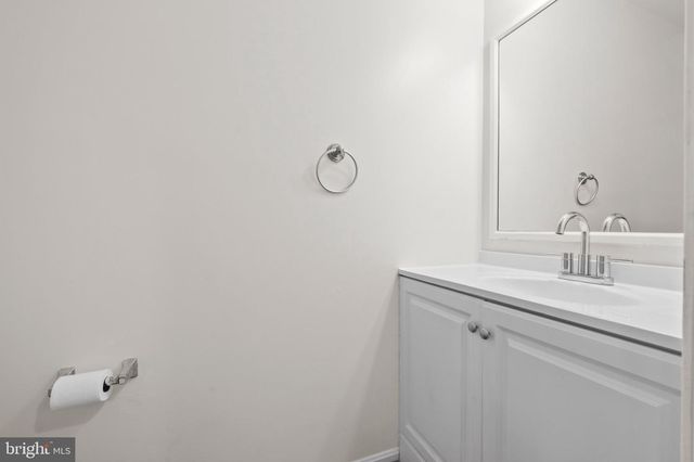 2880 KELLY SQ, Vienna, VA 22181