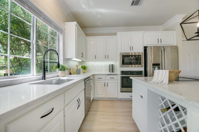 5901 Round Table CV, Austin, TX 78746