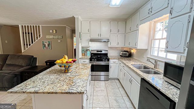 85 Hol Mar Court, Mcdonough, GA 30253