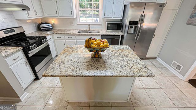 85 Hol Mar Court, Mcdonough, GA 30253