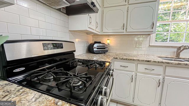 85 Hol Mar Court, Mcdonough, GA 30253