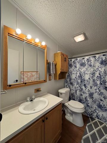 46 Bellwood, Swartz Creek, MI 48473