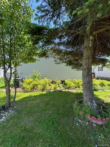 46 Bellwood, Swartz Creek, MI 48473