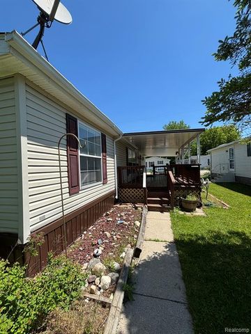 46 Bellwood, Swartz Creek, MI 48473