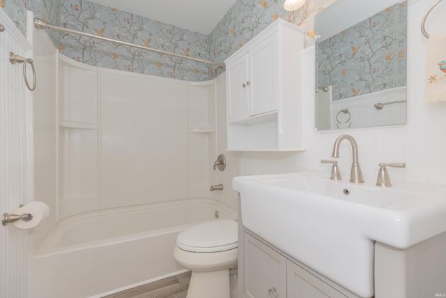 4904 Conlin Avenue, Evansville, IN 47715
