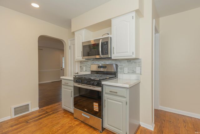 4904 Conlin Avenue, Evansville, IN 47715