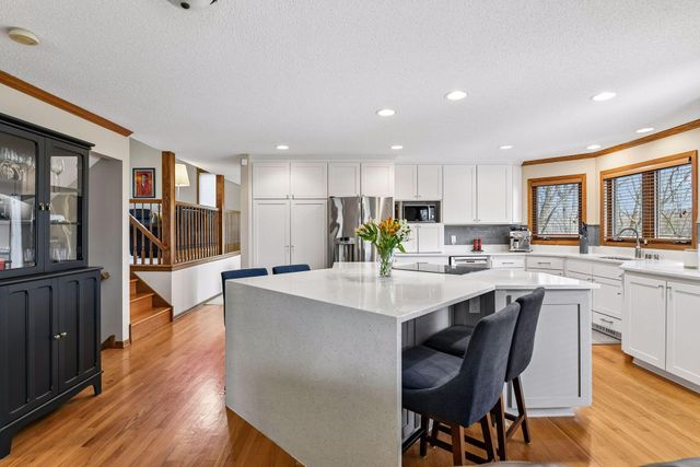 4424 Camelot Drive, Minnetonka, MN 55345