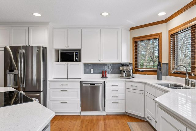 4424 Camelot Drive, Minnetonka, MN 55345