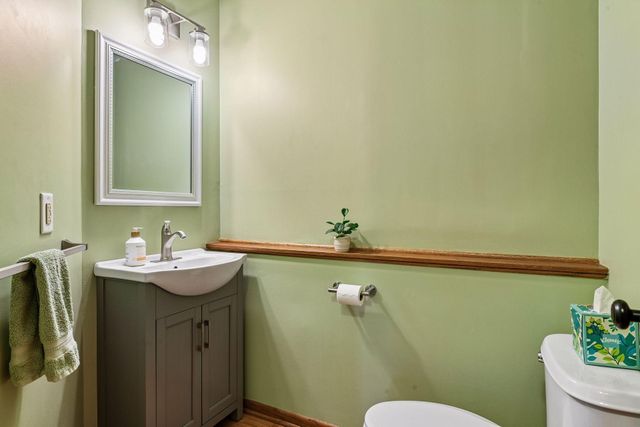 4424 Camelot Drive, Minnetonka, MN 55345