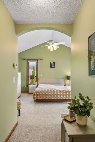 4424 Camelot Drive, Minnetonka, MN 55345