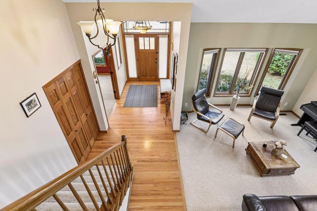 4424 Camelot Drive, Minnetonka, MN 55345