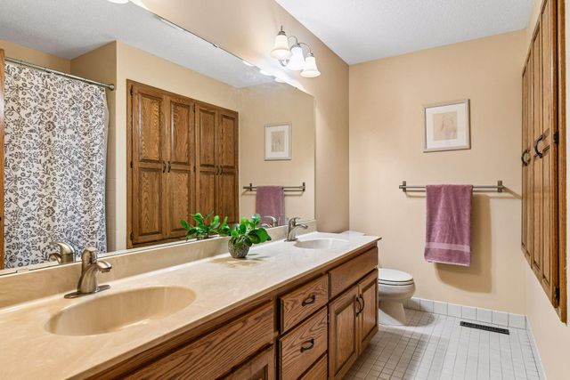 4424 Camelot Drive, Minnetonka, MN 55345