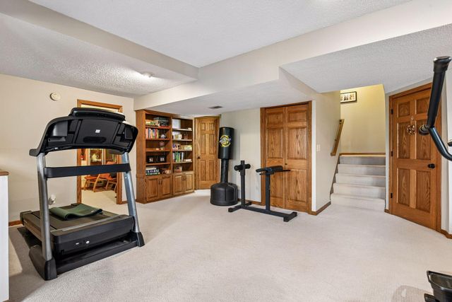 4424 Camelot Drive, Minnetonka, MN 55345