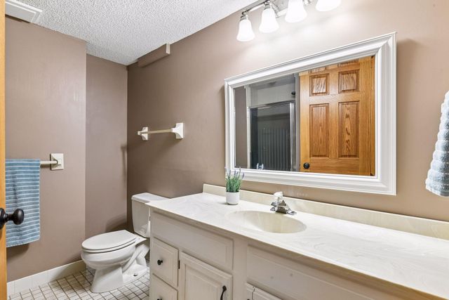 4424 Camelot Drive, Minnetonka, MN 55345