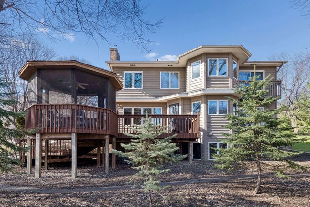 4424 Camelot Drive, Minnetonka, MN 55345