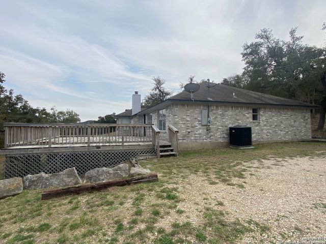 576 gallagher, Canyon Lake, TX 78133