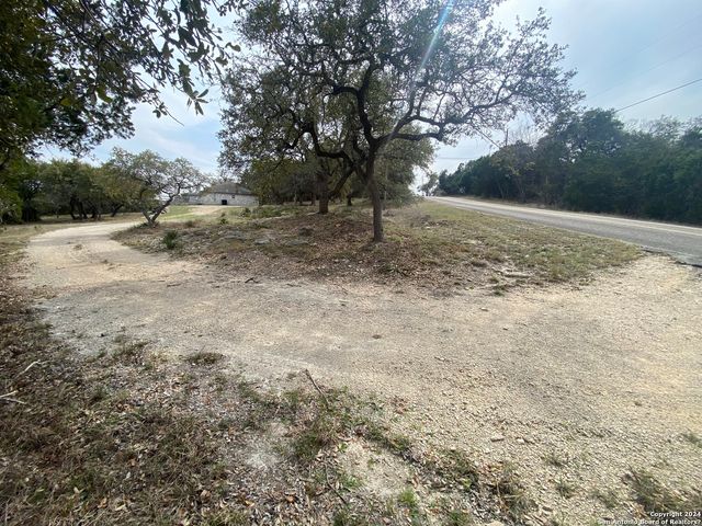 576 gallagher, Canyon Lake, TX 78133