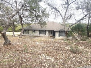 576 gallagher, Canyon Lake, TX 78133