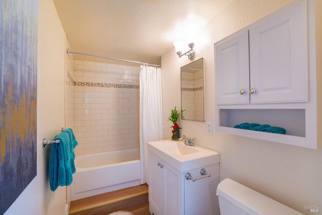 3540 Happy Valley Rd, Santa Rosa, CA 95404