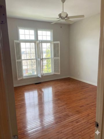 1009 Appleblossom Drive, Villa Hills, KY 41017