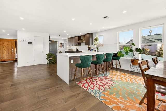 1583 Highway 234, Eagle Point, OR 97524