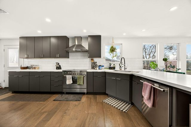 1583 Highway 234, Eagle Point, OR 97524