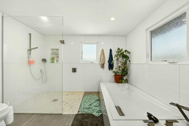 1583 Highway 234, Eagle Point, OR 97524