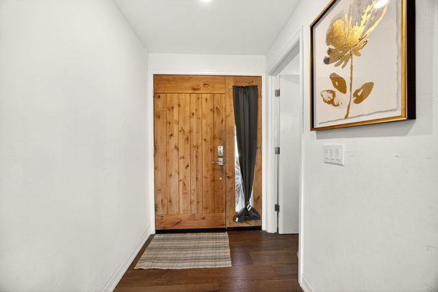 1583 Highway 234, Eagle Point, OR 97524