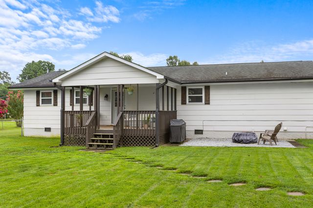 582 Pinewood Circle, Fort Oglethorpe, GA 30742