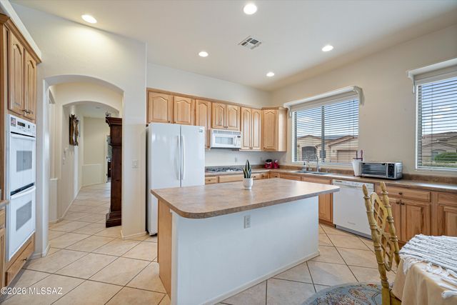 2299 W Calle Casas Lindas, Green Valley, AZ 85622