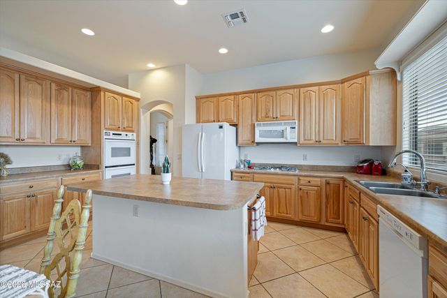 2299 W Calle Casas Lindas, Green Valley, AZ 85622
