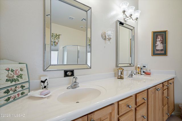 2299 W Calle Casas Lindas, Green Valley, AZ 85622