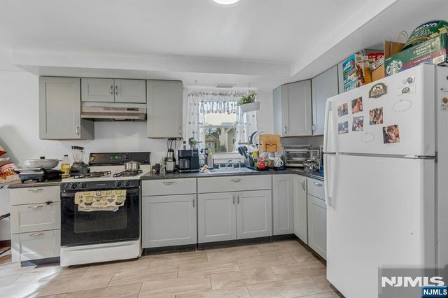 13 Allen Street 23, Passaic, NJ 07055