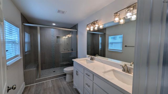 800 SHEPPARD ROAD, Burkburnett, TX 76354