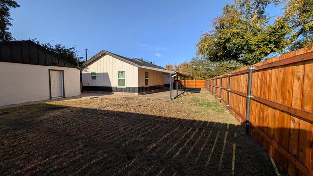 800 SHEPPARD ROAD, Burkburnett, TX 76354